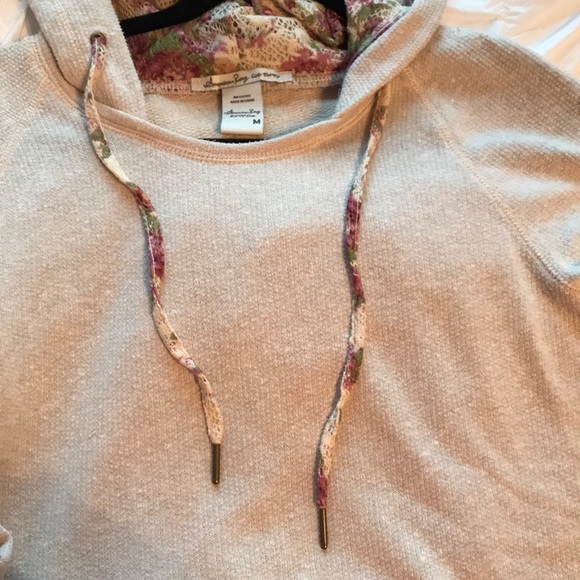 American Rag Sweatshirt - Picture 5 of 6